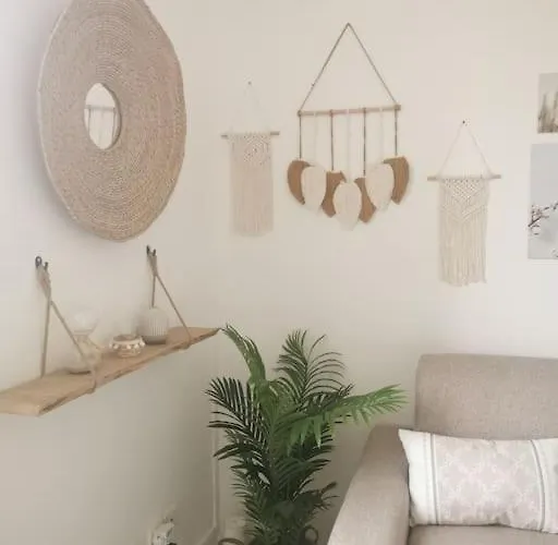 Le Bohemien *studio 30m²*wifi*parking Prive*calme Lurdy